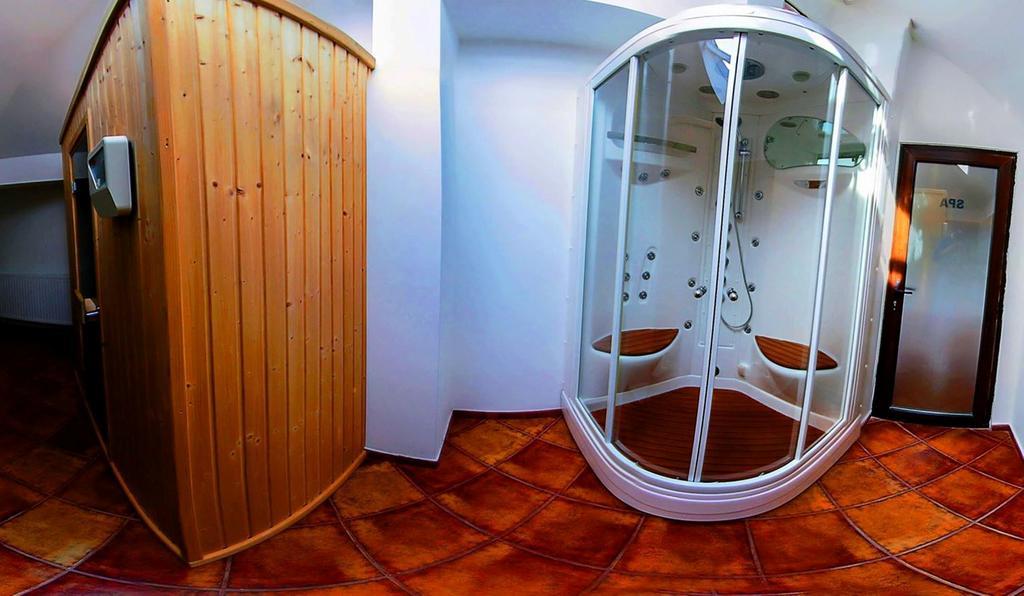Hotel Casa Cartianu Târgu Jiu Exteriér fotografie
